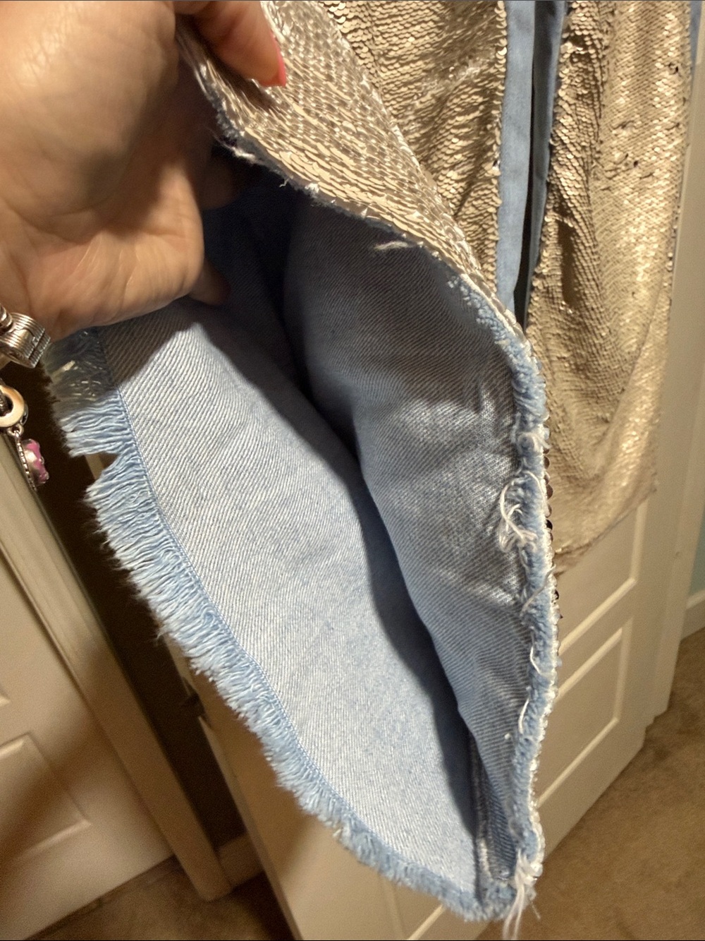 Pilcro anthropologie Wide-Leg Jeans in Light Blue and Beige sequinned Panels 30 - Picture 10 of 13
